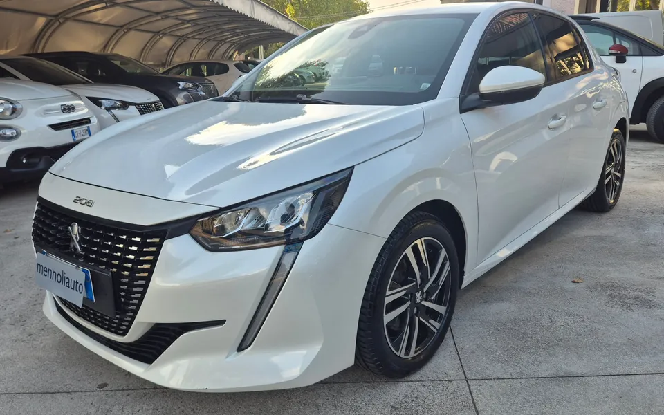 Peugeot 208 Blue Hdi 100cv Stop&Start 5P Allure — foto 8 di 21