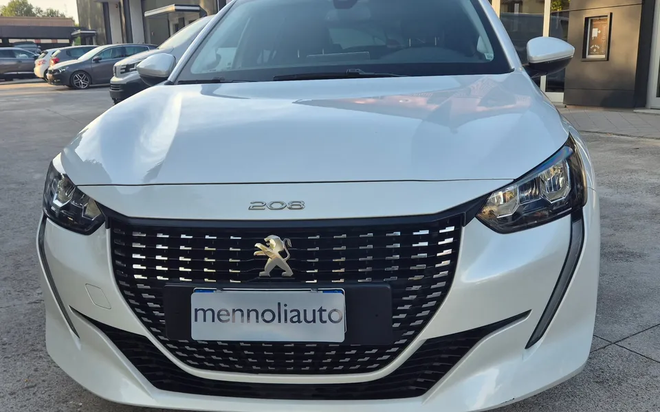 Peugeot 208 Blue Hdi 100cv Stop&Start 5P Allure — foto 9 di 21