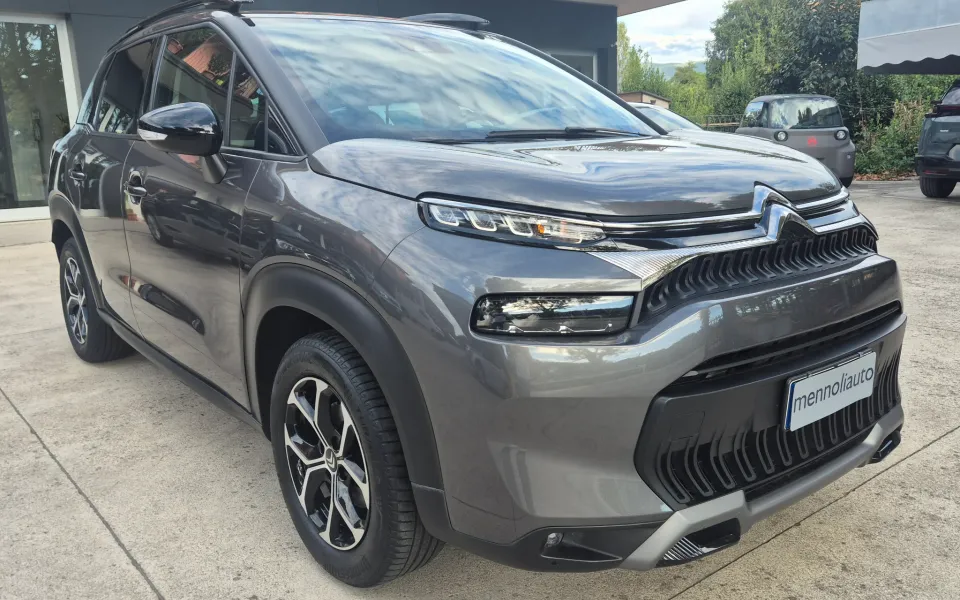 Citroen C3 Aircross Pure Tech S&S Shine — foto in concessionaria