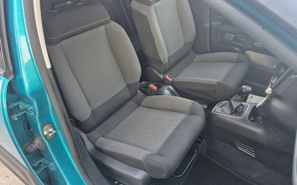 Citroen C3 Pure Tech 83 S&S Shine GPL — foto 15 di 20