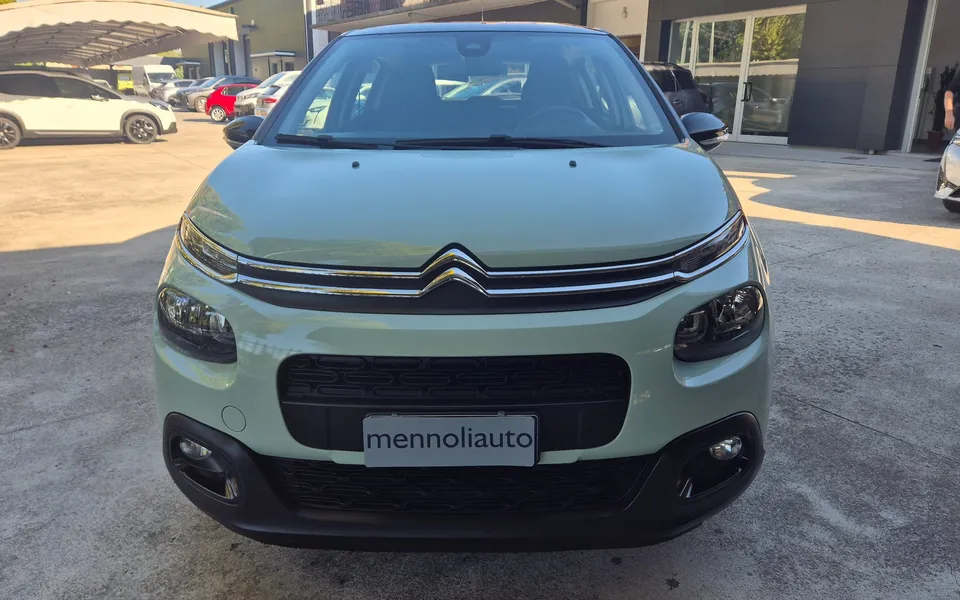 Citroen C3 Pure Tech S&S 83 S&S Shine — foto 2 di 14