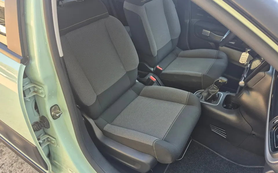 Citroen C3 Pure Tech S&S 83 S&S Shine — foto 11 di 14