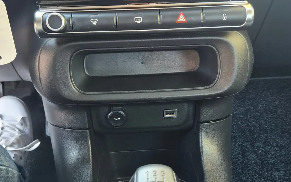 Citroen C3 Pure Tech S&S 83 S&S Shine — foto 13 di 14