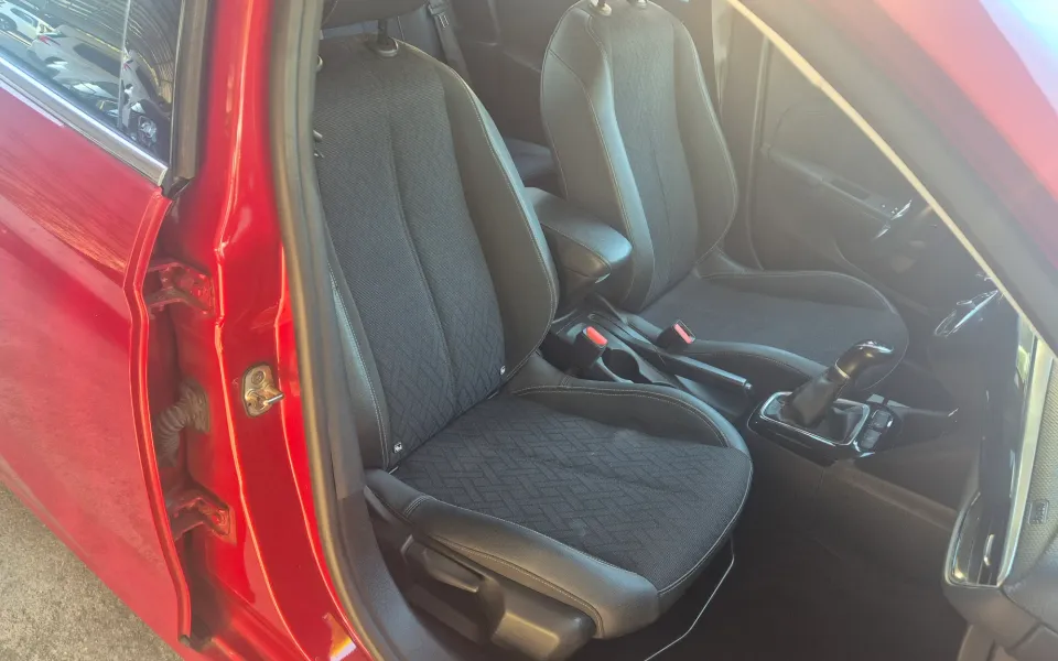 Opel Corsa 1.2 Elegance — foto 14 di 19