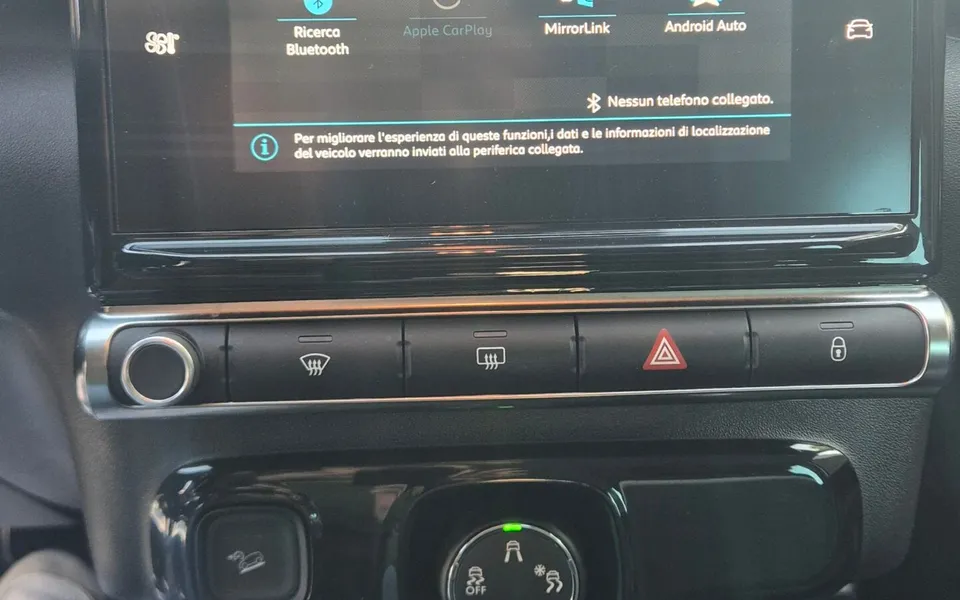 Citroën C3 Aircross BlueHdi 110 S&S Shine — foto 17 di 22