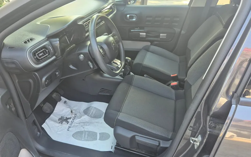 Citroën C3 Pure Tech 83cv S&S Shine — foto 9 di 20