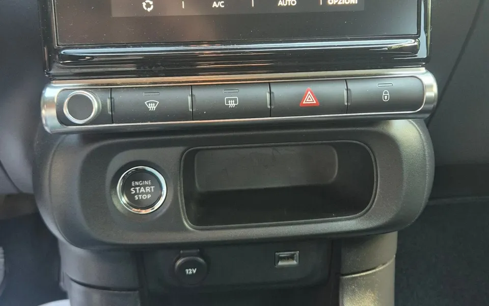 Citroën C3 Pure Tech 83cv S&S Shine — foto 17 di 20