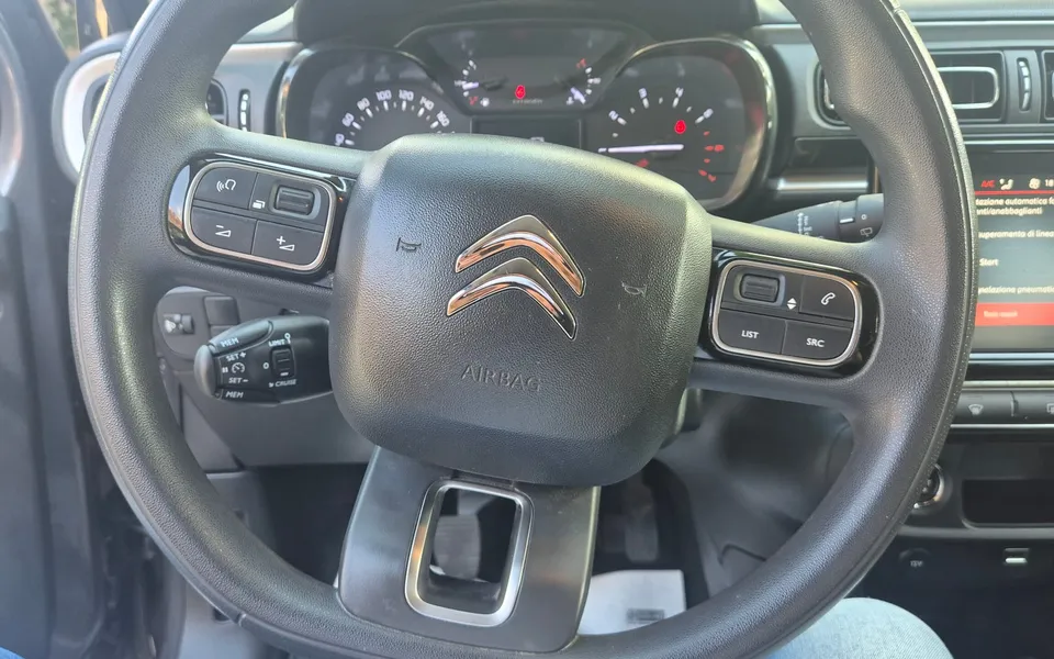 Citroën C3 Pure Tech 83cv S&S Shine — foto 20 di 20