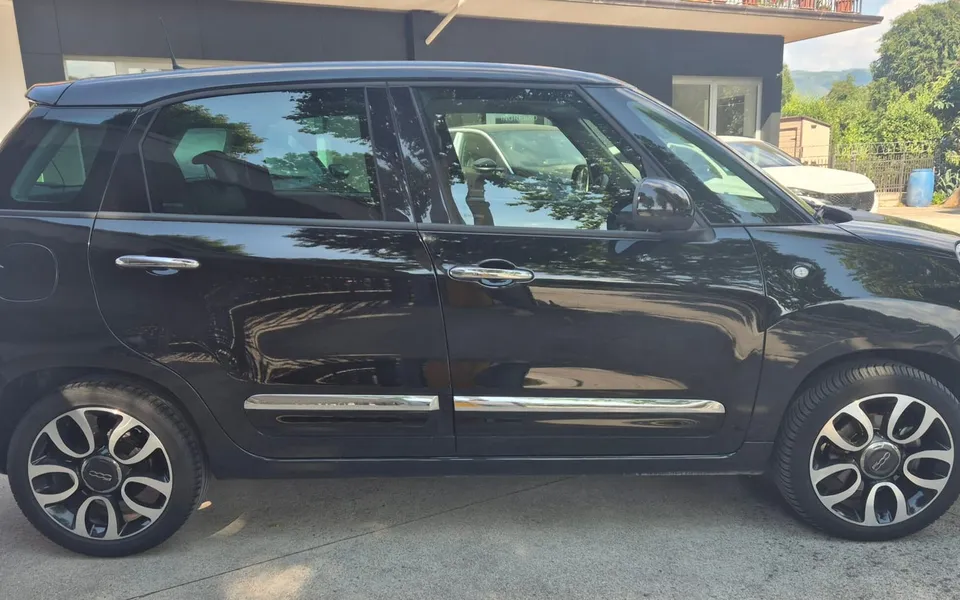 Fiat 500L 1.3 MJet 95cv Lounge — foto 4 di 19