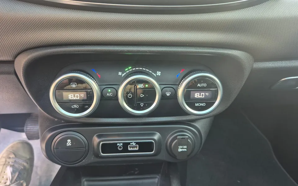 Fiat 500L 1.3 MJet 95cv Lounge — foto 18 di 19