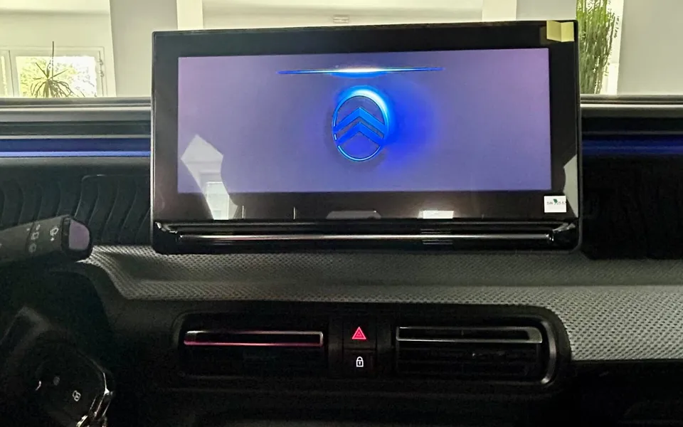 Nuova Citroën C3 Plus Turbo 100cv — foto 12 di 16