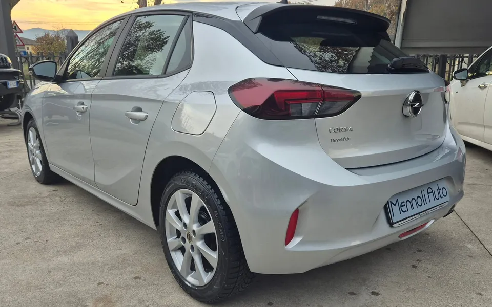 Opel Corsa 1.2 Edition — foto 7 di 22