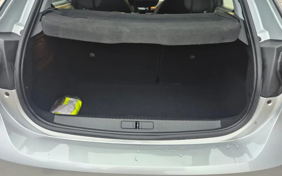 Opel Corsa 1.2 Edition — foto 12 di 22
