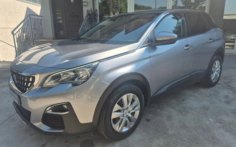 Peugeot 3008 Blue Hdi 120cv S&S Active — foto 2 di 19