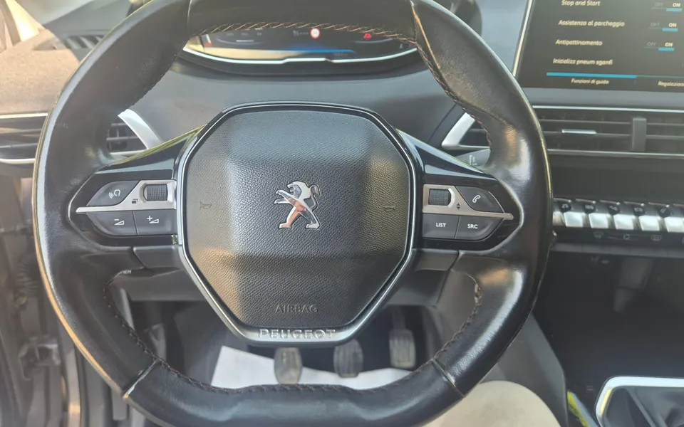Peugeot 3008 Blue Hdi 120cv S&S Active — foto 16 di 19