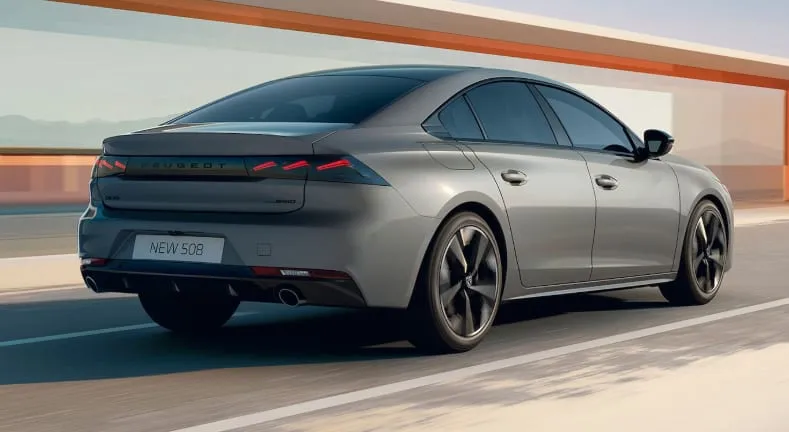 Peugeot 408 — foto 15 di 22