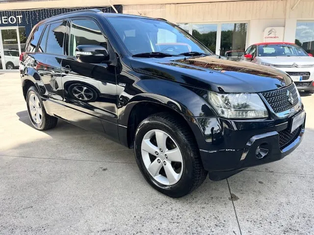 Suzuki Grand Vitara 1.9 DdiS 5p — foto 4 di 18