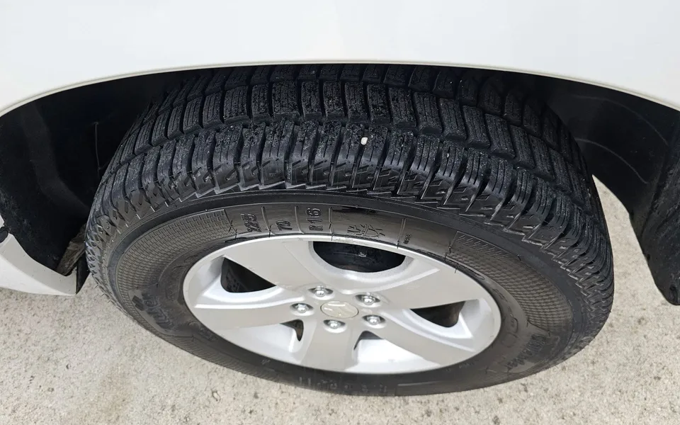 Suzuki Grand Vitara — foto 8 di 8