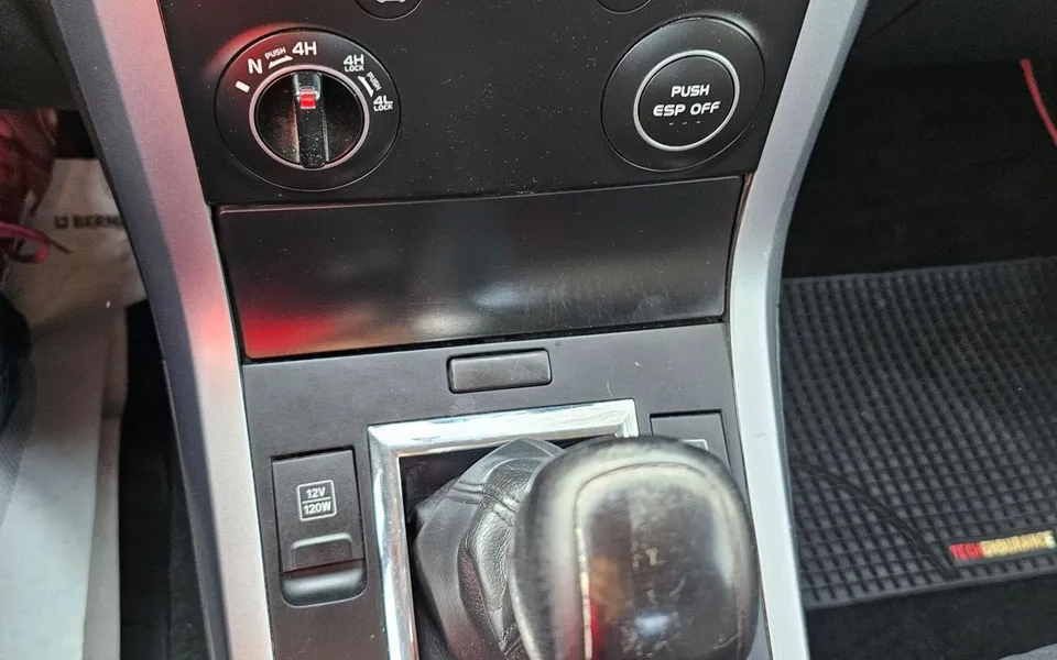 Suzuki Grand Vitara — foto 8 di 8