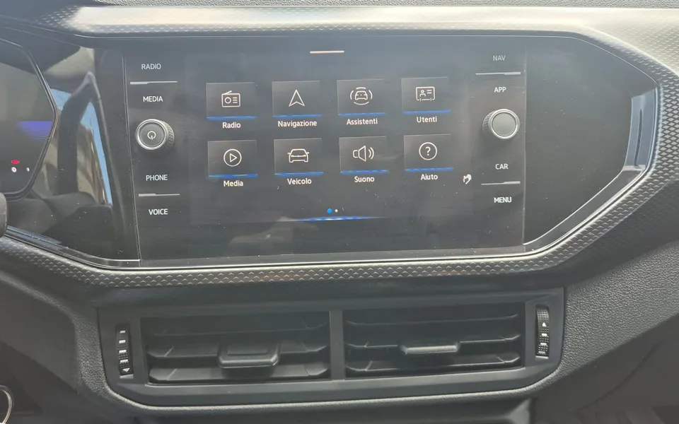 Volkswagen T-Cross 1.0 TSI Style — foto 22 di 22
